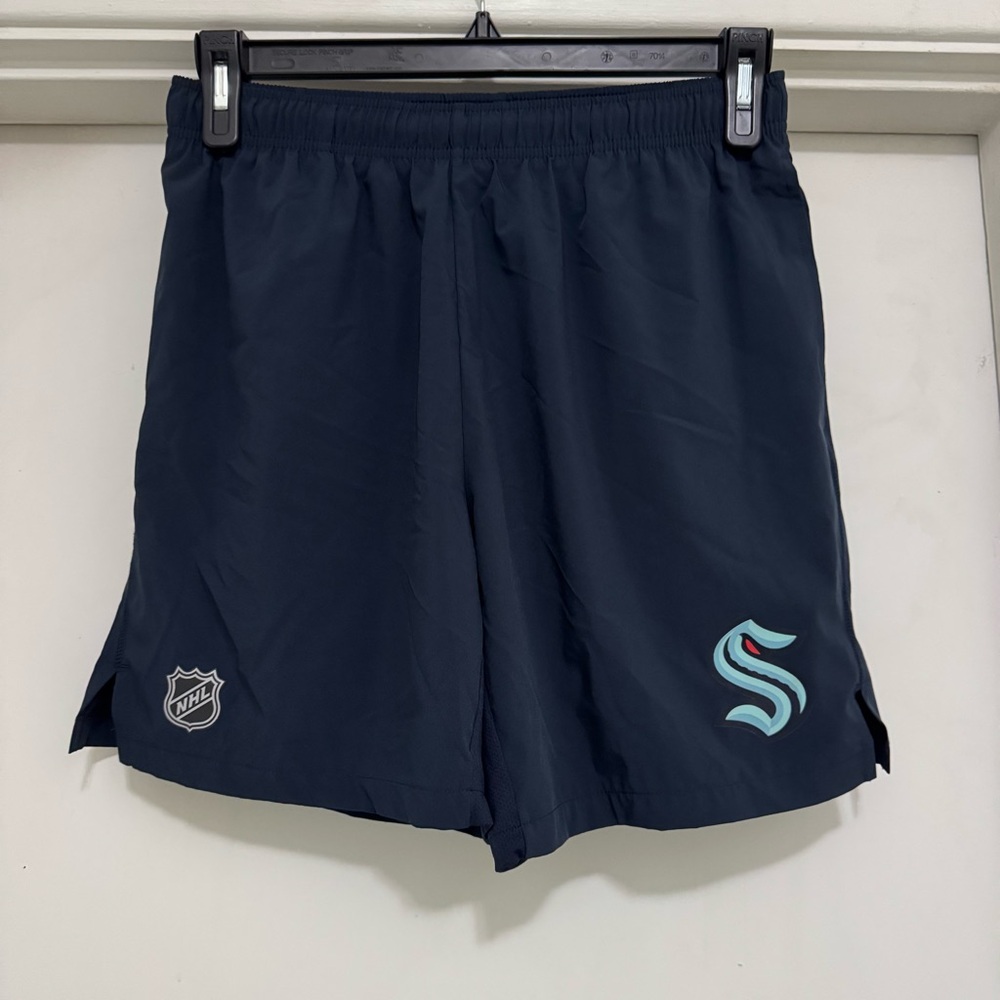 Fanatics NHL Authentic Pro Seattle Kraken Women's Navy Athletic Shorts Sz M